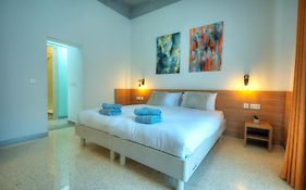 Tasteful 2Bedrooms With Maltese Balcony Mcop1-2